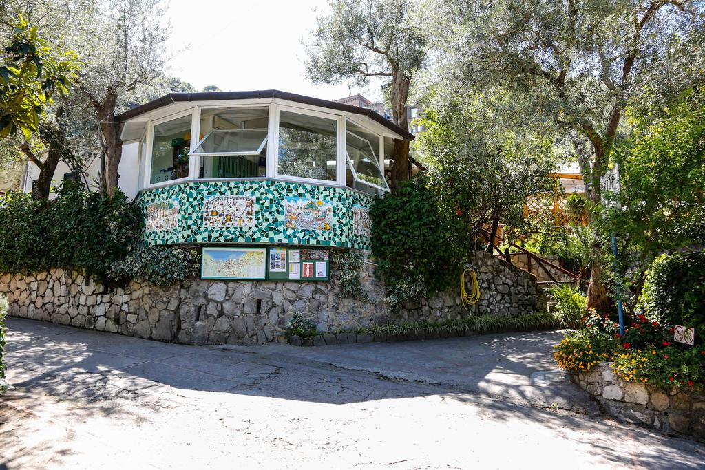 Camping Nube D'Argento Sorrento Buitenkant foto